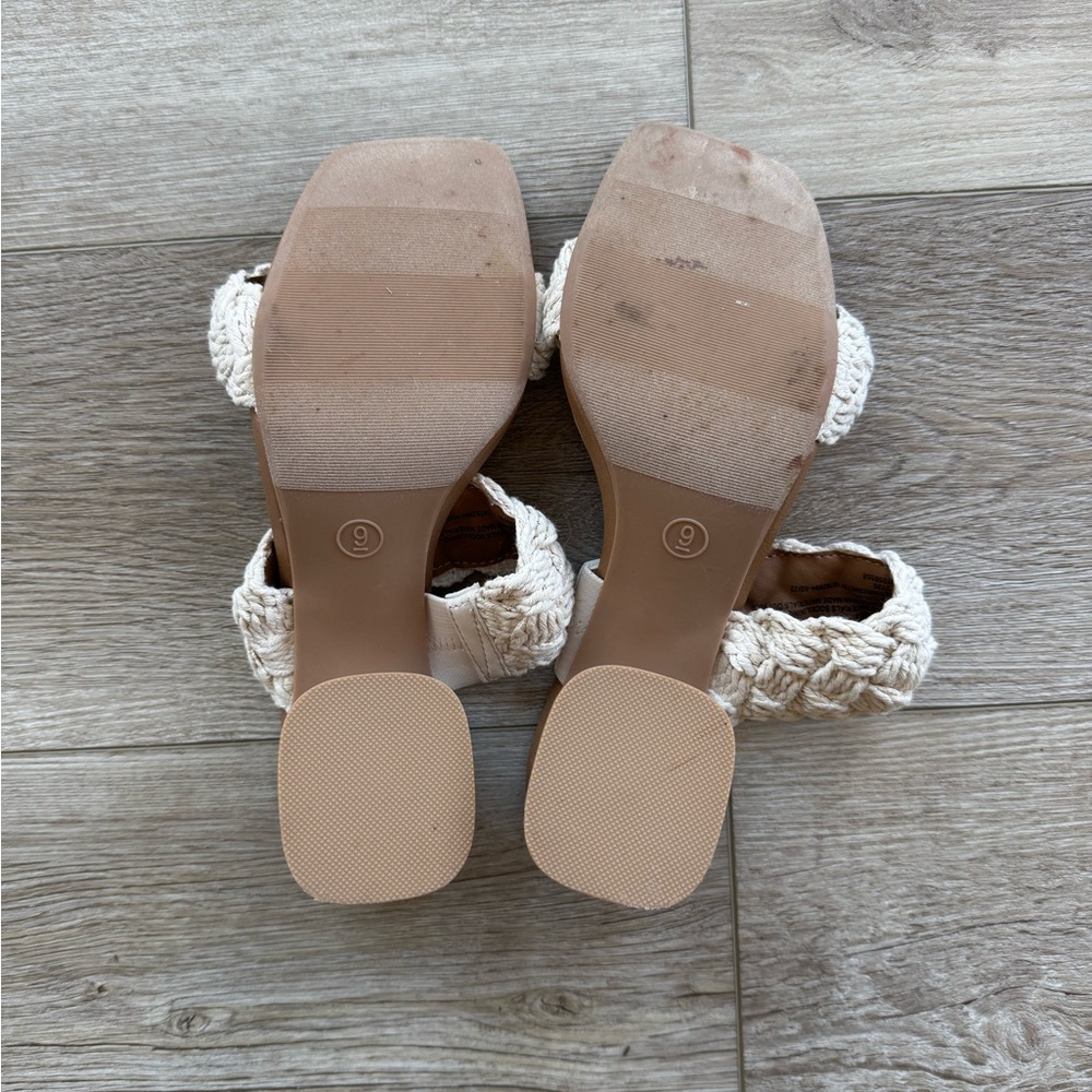 Target Heels - Picture 3 of 3